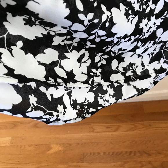 AVA & VIV Floral Tunic Blouse Split V Neck Roll Tab Sleeve Women’s Plus Size 2X - Picture 7 of 16